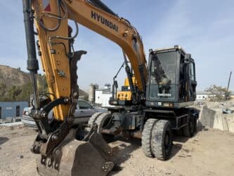 Экскаватор | Выкорчевывание пней, Траншеи, Котлованы at lalafo.kg Экскаватор | Выкорчевывание пней, Траншеи, Котлованы