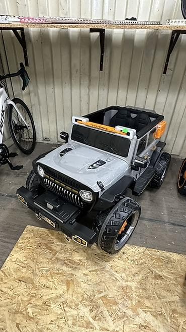 Детский электрокар at lalafo.kg Детский электрокар