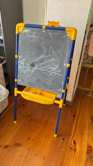 Детский мольберт/доска для рисования и обучения. Особенности: - at lalafo.kg Детский мольберт/доска для рисования и обучения. Особенности: -