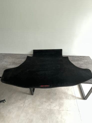 Родные Ворсовые Полики Для багажника Toyota, цвет - Черный, Новый, Бесплатная доставка, Платная доставка, Самовывоз at lalafo.kg Родные Ворсовые Полики Для багажника Toyota, цвет - Черный, Новый, Бесплатная доставка, Платная доставка, Самовывоз