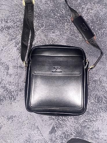 Барсетка, Материал: Искусственная кожа, Застежка на молнии, Б/у at lalafo.kg Барсетка, Материал: Искусственная кожа, Застежка на молнии, Б/у