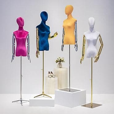 Манекен Взрослый женский, Материал: Пластик, Новый at lalafo.kg Манекен Взрослый женский, Материал: Пластик, Новый