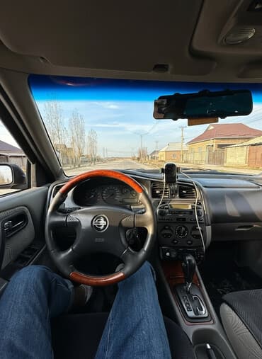 Nissan Primera: 2001 г., 2 л, Автомат, Бензин, Универсал at lalafo.kg Nissan Primera: 2001 г., 2 л, Автомат, Бензин, Универсал