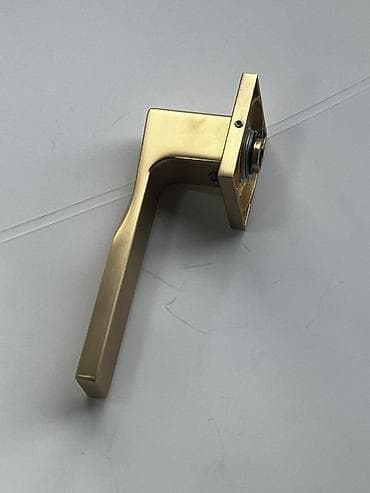 Эшиктин туткасылар: Эшиктин туткасы, Ички эшиктер үчүн, Металлдан, Орнотуусуз, Акылуу жеткирүү lalafo.kg да — 3 Эшиктин туткасылар: Эшиктин туткасы, Ички эшиктер үчүн, Металлдан, Орнотуусуз, Акылуу жеткирүү — 3