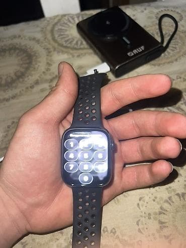 Смарт-часы Apple Watch Series 7 (GPS, 45mm) спортивным ремешком at lalafo.kg Смарт-часы Apple Watch Series 7 (GPS, 45mm) спортивным ремешком