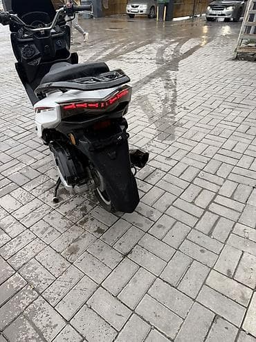 Макси-скутер BWS, 125 куб. см, Бензин, Б/у at lalafo.kg — 5 Макси-скутер BWS, 125 куб. см, Бензин, Б/у — 5