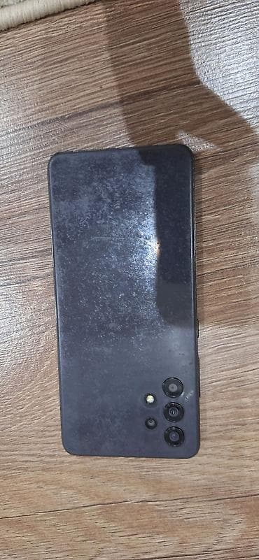 Samsung Galaxy A32, Б/у, цвет - Черный, eSIM at lalafo.kg Samsung Galaxy A32, Б/у, цвет - Черный, eSIM