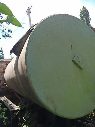 Емкость 4.5 куб. м. Железо советское at lalafo.kg Емкость 4.5 куб. м. Железо советское