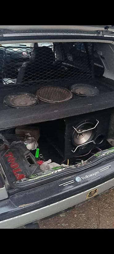 Дверная карта Volkswagen at lalafo.kg Дверная карта Volkswagen