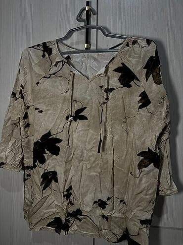 Лосиналар, леггинсылар: Продам блузку с рукавом 3/4, размеры S или маленькая М Цвет — одна lalafo.kg да — 1 Лосиналар, леггинсылар: Продам блузку с рукавом 3/4, размеры S или маленькая М Цвет — одна — 1