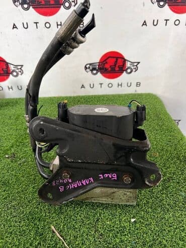 Блок клапанов пневмоподвески Mercedes-Benz S-CLASS W220 2004 (б/у) at lalafo.kg Блок клапанов пневмоподвески Mercedes-Benz S-CLASS W220 2004 (б/у)