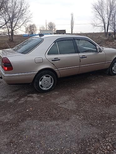 Mercedes-Benz C-Class: 1993 г., 1.8 л, Механика, Бензин, Седан at lalafo.kg Mercedes-Benz C-Class: 1993 г., 1.8 л, Механика, Бензин, Седан