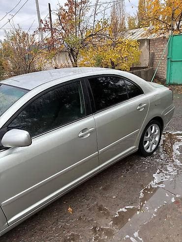 Toyota Avensis: 2004 г., 2 л, Автомат, Бензин, Седан at lalafo.kg Toyota Avensis: 2004 г., 2 л, Автомат, Бензин, Седан