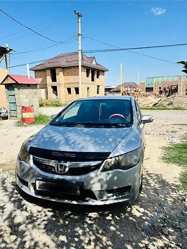 Honda Civic: 2009 г., 1.3 л, Автомат, Бензин, Седан lalafo.kg да Honda Civic: 2009 г., 1.3 л, Автомат, Бензин, Седан