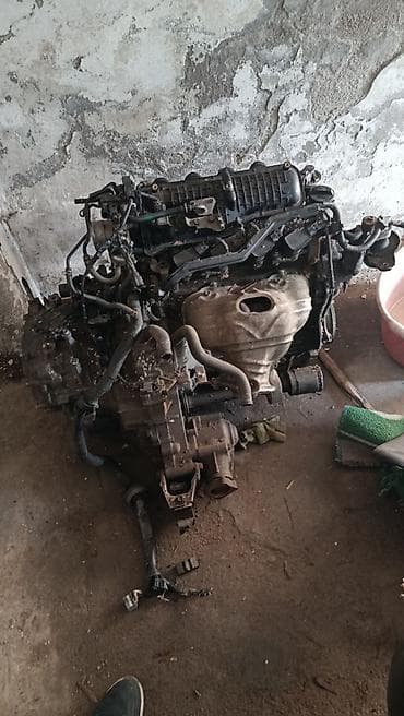 Бензиновый мотор Honda 2003 г., 1.5 л, Б/у, Оригинал, Япония at lalafo.kg Бензиновый мотор Honda 2003 г., 1.5 л, Б/у, Оригинал, Япония