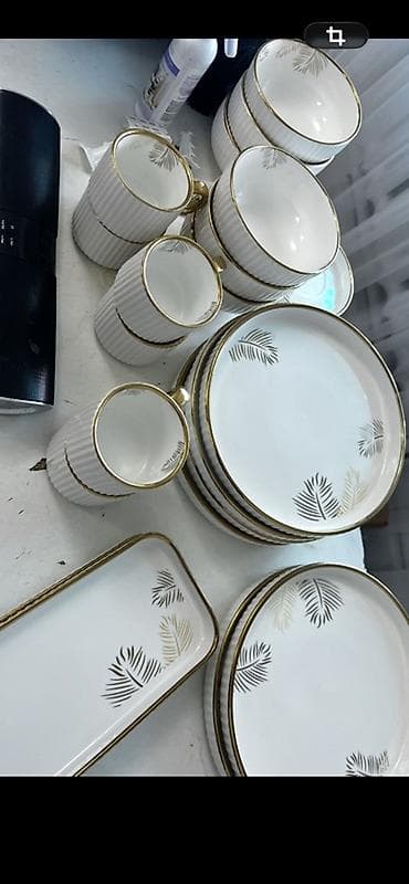 Продаю б/у набор посуды Не хватает одной большой тарелки Состояние at lalafo.kg Продаю б/у набор посуды Не хватает одной большой тарелки Состояние