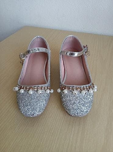 Детская качественная обувь, для девочек. Туфельки для принцессы at lalafo.kg Детская качественная обувь, для девочек. Туфельки для принцессы