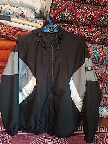 Мужская куртка, L, PULL&BEAR, Б/у, цвет - Черный, Самовывоз, Бесплатная доставка at lalafo.kg Мужская куртка, L, PULL&BEAR, Б/у, цвет - Черный, Самовывоз, Бесплатная доставка