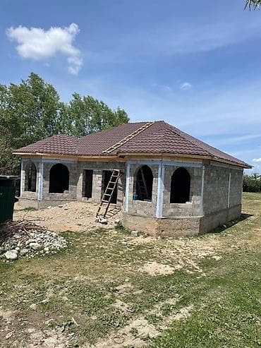 Кровля крыши | Монтаж, Демонтаж, Для прогревания Больше 6 лет опыта at lalafo.kg Кровля крыши | Монтаж, Демонтаж, Для прогревания Больше 6 лет опыта