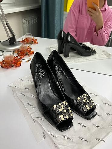 Туфли, 37, Б/у, цвет - Черный, Самовывоз, Платная доставка at lalafo.kg Туфли, 37, Б/у, цвет - Черный, Самовывоз, Платная доставка