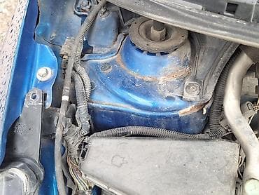 GAC: Honda Fit: 2005 г., 1.5 л, Вариатор, Бензин, Хэтчбэк at lalafo.kg — 6 GAC: Honda Fit: 2005 г., 1.5 л, Вариатор, Бензин, Хэтчбэк — 6