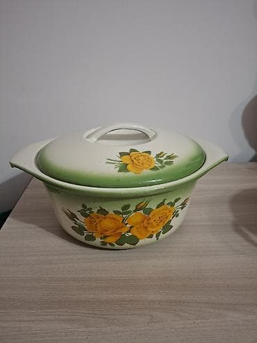 Продаю советскую чугунную, эмалированную кастрюлю, 2 литра at lalafo.kg Продаю советскую чугунную, эмалированную кастрюлю, 2 литра