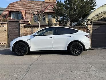 Tesla Model Y: 2022 г., 0.1 л, Автомат, Электромобиль, Кроссовер at lalafo.kg — 3 Tesla Model Y: 2022 г., 0.1 л, Автомат, Электромобиль, Кроссовер — 3