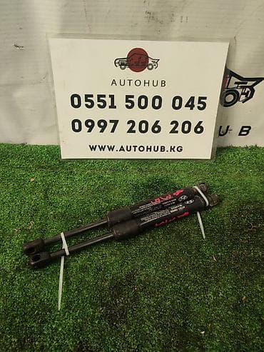 Амортизаторы капота Hyundai, Б/у, Оригинал at lalafo.kg Амортизаторы капота Hyundai, Б/у, Оригинал