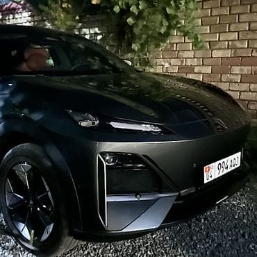 Tesla: Электромобиль (кросс-хэтчбек) темно-серого цвета с черными lalafo.kg да — 5 Tesla: Электромобиль (кросс-хэтчбек) темно-серого цвета с черными — 5