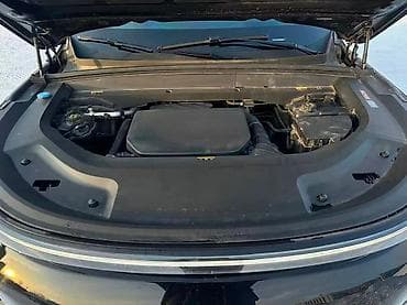 Lixiang L9: 2023 г., 1.5 л, Вариатор, Гибрид, Внедорожник at lalafo.kg — 5 Lixiang L9: 2023 г., 1.5 л, Вариатор, Гибрид, Внедорожник — 5