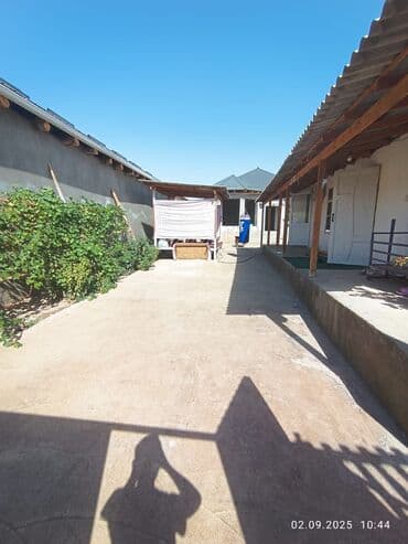 Дом, 100 м², 8 комнат at lalafo.kg Дом, 100 м², 8 комнат