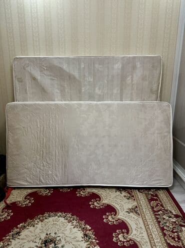 Спальный матрас, Б/у, Односпальный, Пружинный, Жаккард, Матрасы средней жесткости, Самовывоз at lalafo.kg Спальный матрас, Б/у, Односпальный, Пружинный, Жаккард, Матрасы средней жесткости, Самовывоз