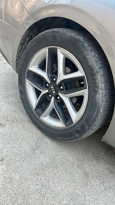 Колеса в сборе 225 / 50 / R 17, Лето, Комплект, Легковые, Литые, отверстий - 5 at lalafo.kg Колеса в сборе 225 / 50 / R 17, Лето, Комплект, Легковые, Литые, отверстий - 5