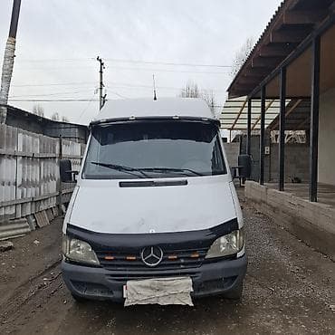 Грузовик, Mercedes-Benz, Дубль, 5 т, Б/у at lalafo.kg Грузовик, Mercedes-Benz, Дубль, 5 т, Б/у