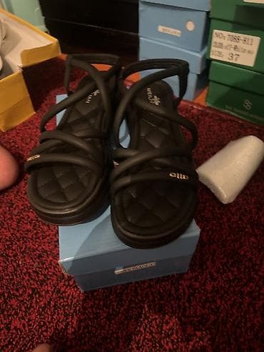 Женские сандалии, модель 2539-05, цвет Black, размер 37. Описание: - at lalafo.kg Женские сандалии, модель 2539-05, цвет Black, размер 37. Описание: -