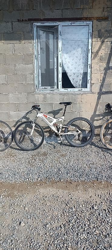 Горный велосипед, Рама M (156 - 178 см), Алюминий, Б/у at lalafo.kg Горный велосипед, Рама M (156 - 178 см), Алюминий, Б/у