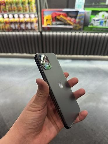IPhone 11 Pro, Б/у, 256 ГБ, Space Gray, Зарядное устройство, Чехол, 70 % at lalafo.kg IPhone 11 Pro, Б/у, 256 ГБ, Space Gray, Зарядное устройство, Чехол, 70 %