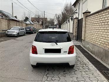 Toyota Ist: 2003 г., 1.3 л, Автомат, Бензин, Хэтчбэк at lalafo.kg — 4 Toyota Ist: 2003 г., 1.3 л, Автомат, Бензин, Хэтчбэк — 4