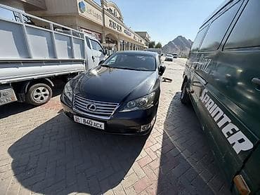 Lexus ES: 2011 г., 3.5 л, Автомат, Бензин, Седан at lalafo.kg Lexus ES: 2011 г., 3.5 л, Автомат, Бензин, Седан