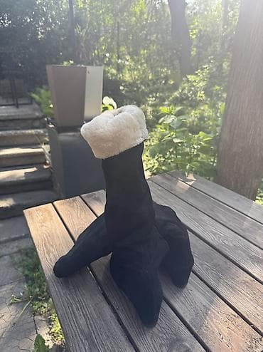 Набор вещей для дома и гардероба: 1)Шуба натуральная - 4000 сомов 2) at lalafo.kg Набор вещей для дома и гардероба: 1)Шуба натуральная - 4000 сомов 2)