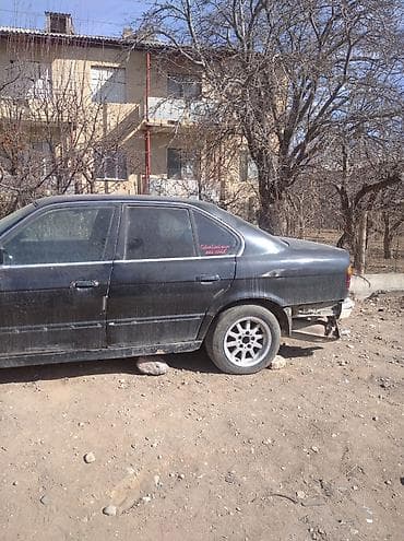 BMW 5 series GT: 1995 г., 2 л, Механика, Бензин, Седан at lalafo.kg — 2 BMW 5 series GT: 1995 г., 2 л, Механика, Бензин, Седан — 2