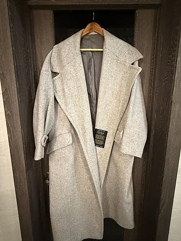 СРОЧНАЯ ПРОДАЖА! Стильное пальто MANGO в универсальном сером оттенке at lalafo.kg СРОЧНАЯ ПРОДАЖА! Стильное пальто MANGO в универсальном сером оттенке