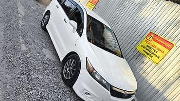 Honda Stream: 2010 г., 1.8 л, Автомат, Бензин, Универсал at lalafo.kg Honda Stream: 2010 г., 1.8 л, Автомат, Бензин, Универсал