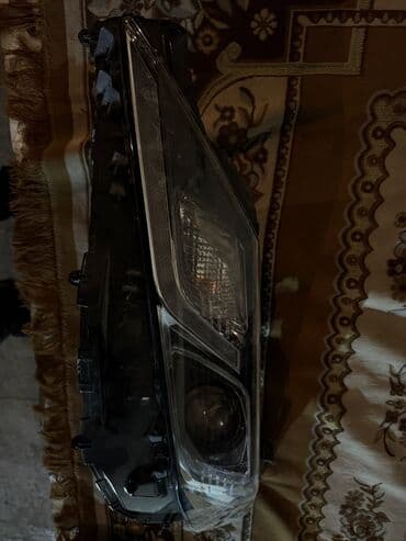 Передняя правая фара Toyota 2019 г., Б/у, Оригинал, Япония at lalafo.kg Передняя правая фара Toyota 2019 г., Б/у, Оригинал, Япония