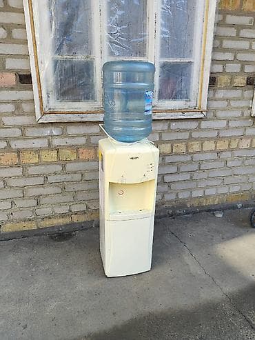 Кулер для воды, Б/у at lalafo.kg Кулер для воды, Б/у
