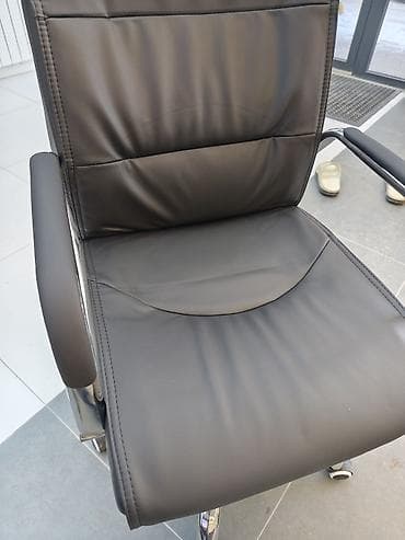 Офис эмереги: Офис креслолор, Жаңы, Дөңгөлөктүү, түсү - Кара, Экокожа lalafo.kg да — 2 Офис эмереги: Офис креслолор, Жаңы, Дөңгөлөктүү, түсү - Кара, Экокожа — 2