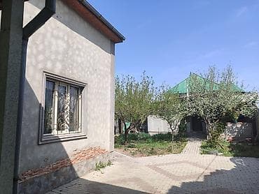 Дом с садом и благоустроенным двором,также есть баня и терраса - at lalafo.kg Дом с садом и благоустроенным двором,также есть баня и терраса -