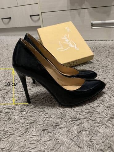 Туфли, 36, Christian Louboutin, Новый, цвет - Черный, Самовывоз at lalafo.kg Туфли, 36, Christian Louboutin, Новый, цвет - Черный, Самовывоз