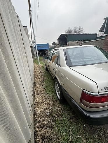 Lotus: Mazda 626: 1988 г., 2 л, Механика, Бензин, Седан at lalafo.kg — 4 Lotus: Mazda 626: 1988 г., 2 л, Механика, Бензин, Седан — 4