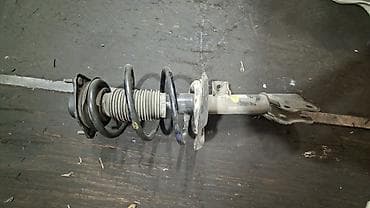 Передний амортизатор Kia 2018 г., Б/у at lalafo.kg Передний амортизатор Kia 2018 г., Б/у